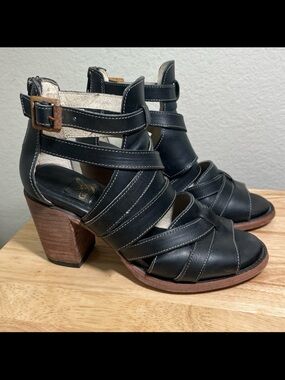 7 Freebird By Steven Black Claw Sandal Sold Out Strappy Genuine Leather Boho